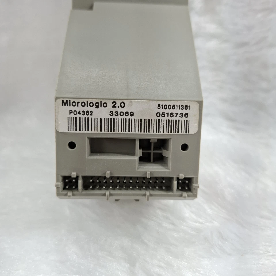 SCHNEIDER ELECTRIC MICROLOGIC 2.0 33069 AIR CIRCUIT BREAKER TRIP UNIT FAST SHIP